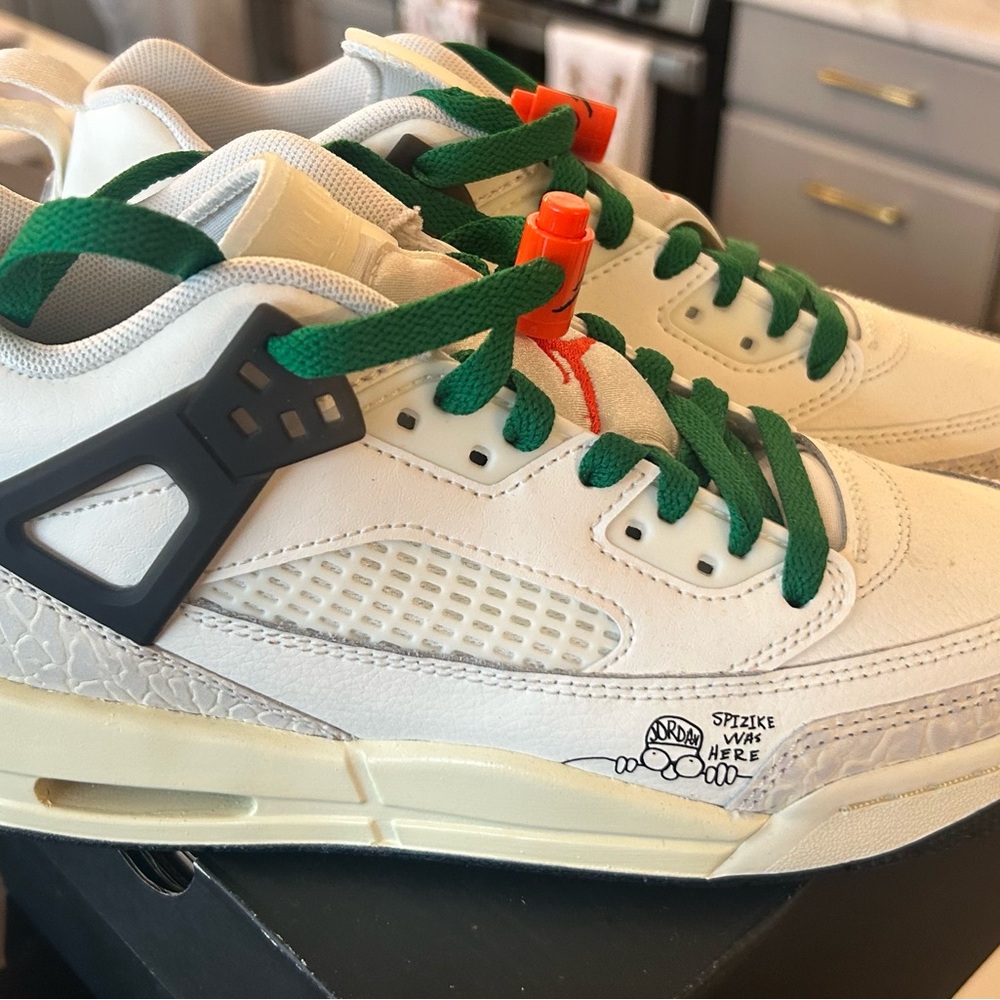 Jordan Kids White Green Orange Sneaker